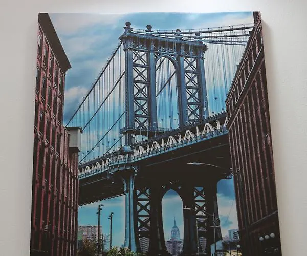 New York Hotel 3*
